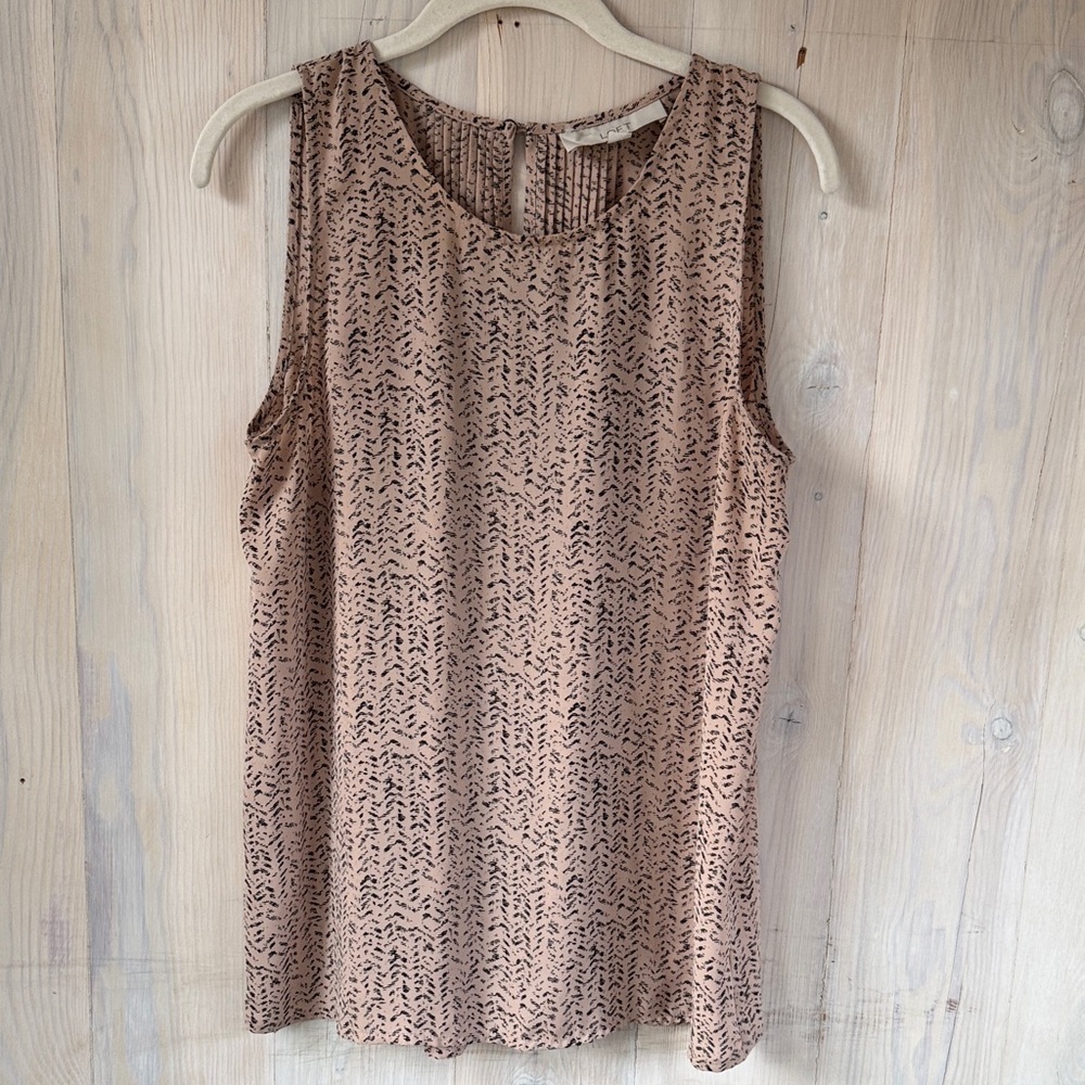 Loft Sleeveless Patterned Top size M